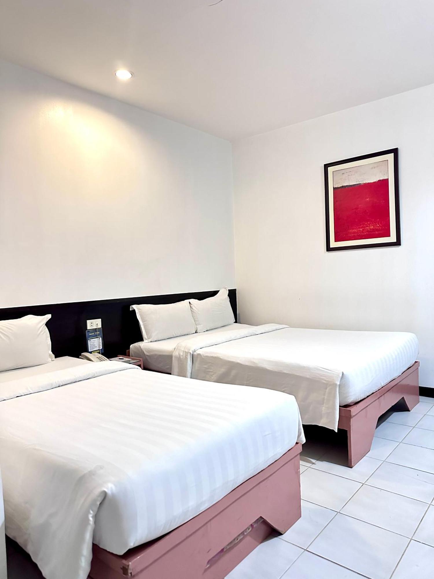 Hotel Pier Cuatro Себу Экстерьер фото