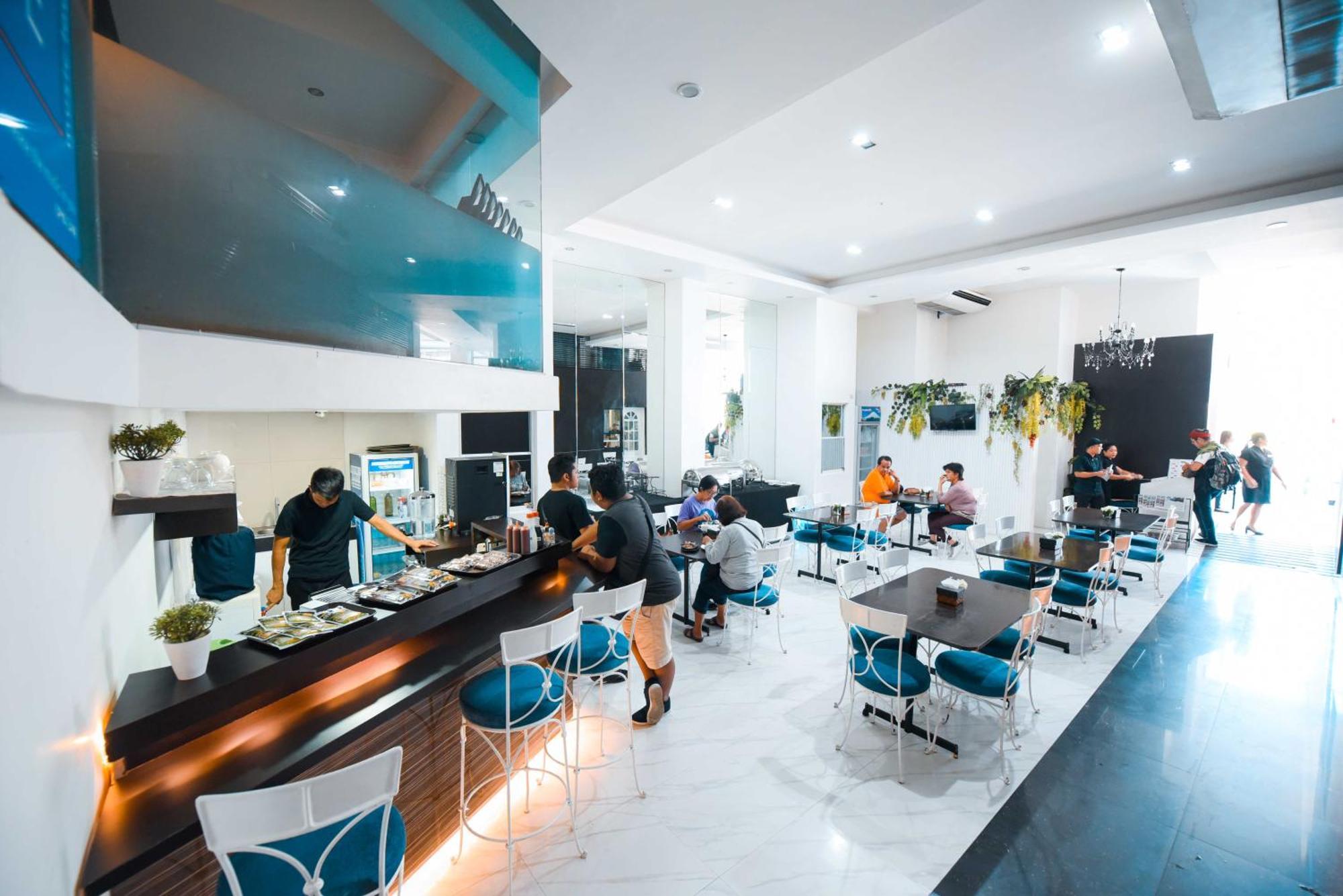 Hotel Pier Cuatro Себу Экстерьер фото